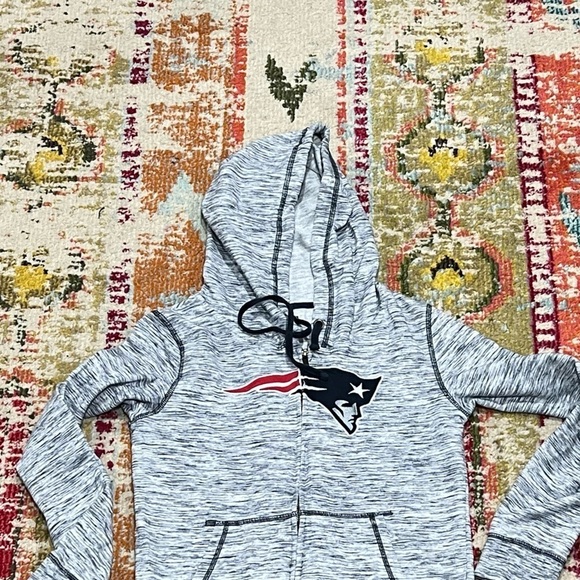 Women's New England Patriots NFL Football Hoodie NFL Team Apparel Sweatshirt - Picture 2 of 7